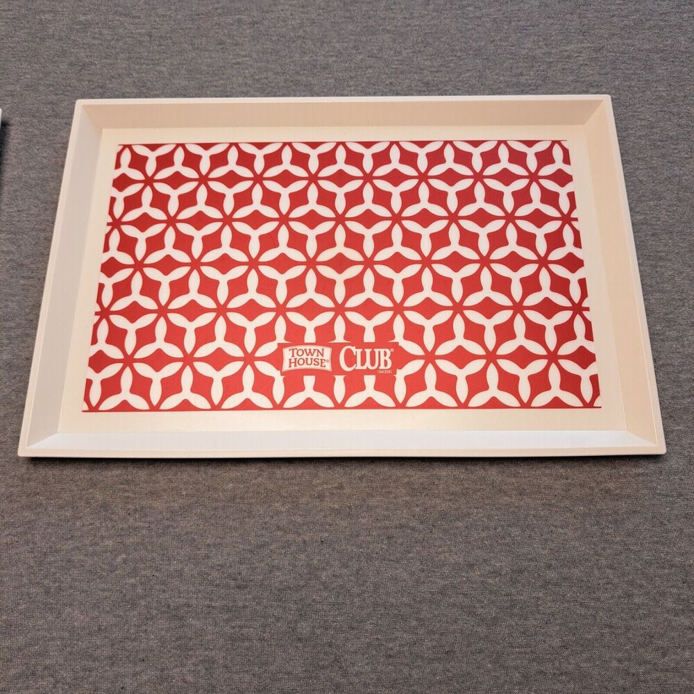 RETRO KEEBLER TOWN HOUSE CLUB CRACKER SERVING TRAYS Red White Geometric Set Of 4